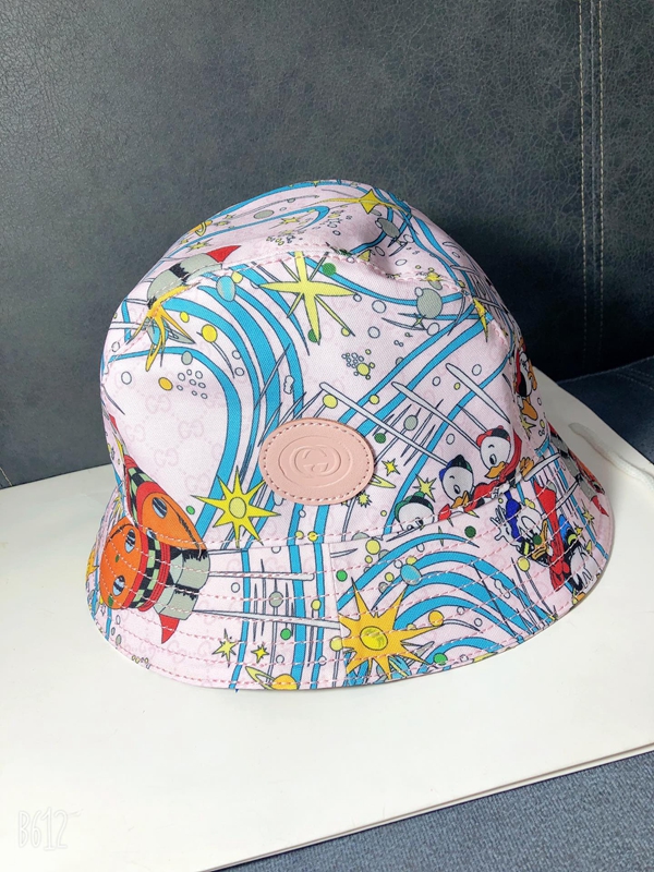 ブランド帽子背面デザイン